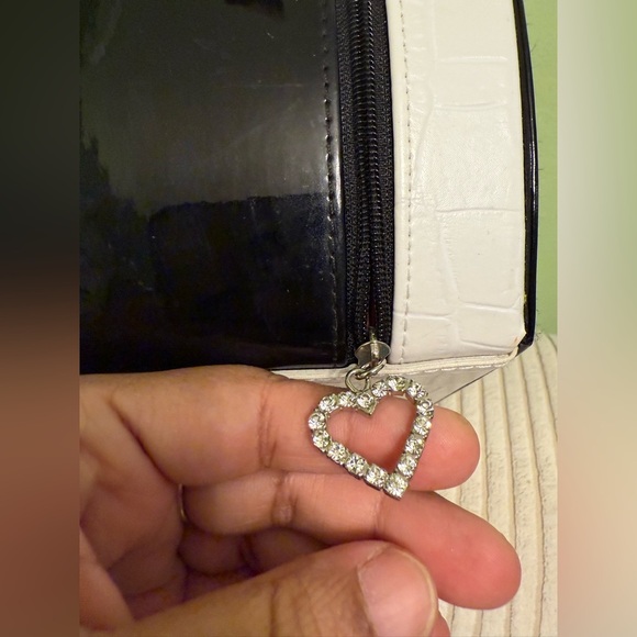 Black Round Handbag with pink silk polka dots lining - Picture 5 of 9